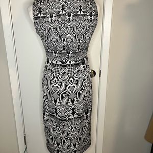 New York & Co Filigree Pattern Dress